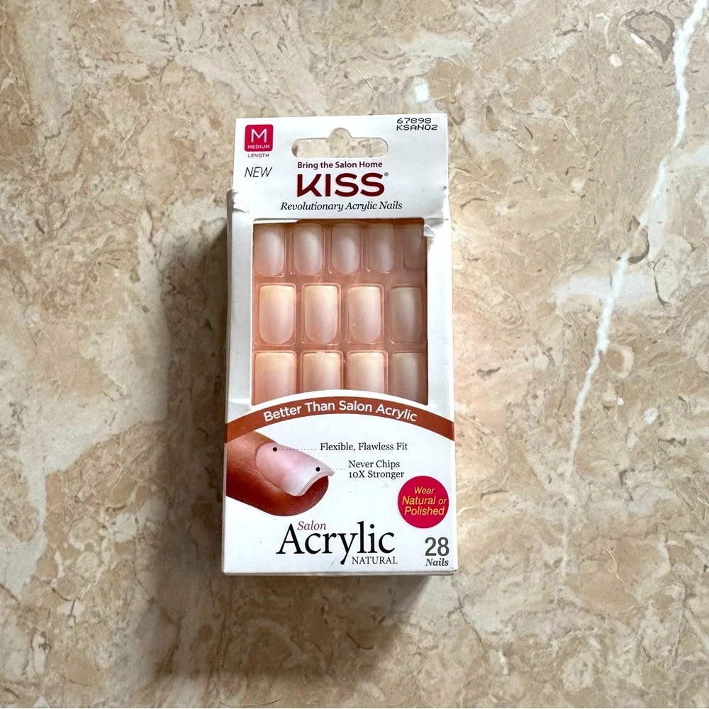 KISS ACRYLIC NAILS KIT NAIL GLUE, MANICURE STICK, MINI FILE, 28 PACK NEW IN BOX